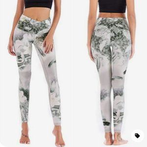 Watercolor Koi fish Lily pad print High waist workout leggings yoga pants S